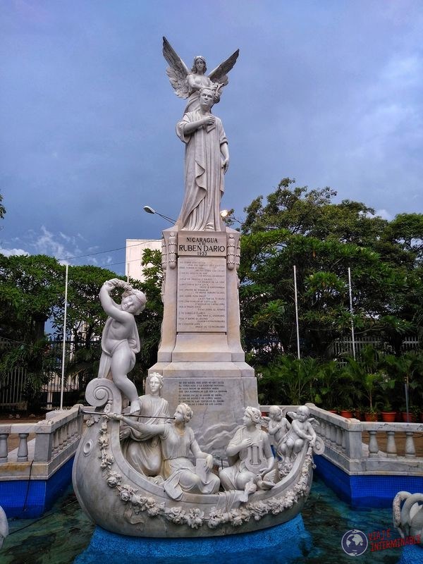 Monumento a Rubén Darío