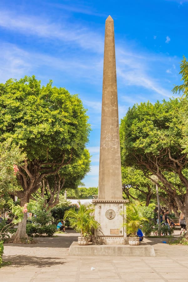 Busto de Rubén Darío por Edith Grøn